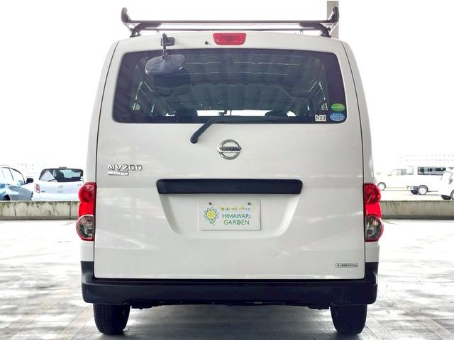 ＮＶ２００バネットバン ＤＸ　ルーフキャリア／インテリジェンスキー／低床／５ドア／ストラダナビ／ＥＴＣ／エアコン／パワーウインドウ／積載量６００ｋｇ／タイヤハウス（13枚目）
