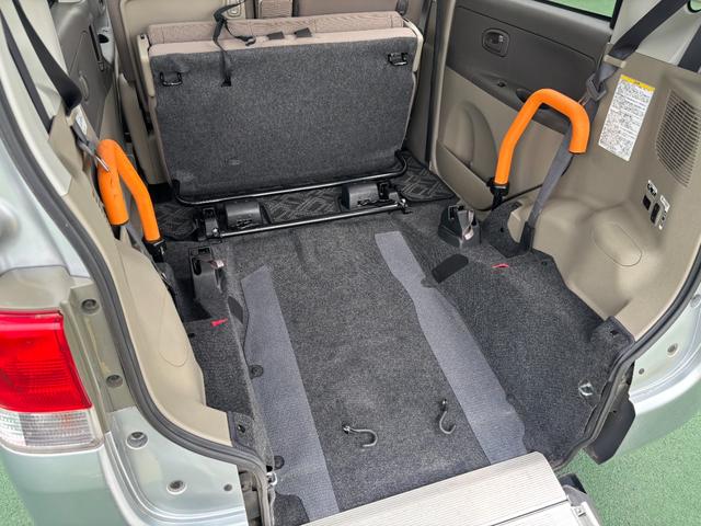 タント スローパー　車イス固定装置／キーレスキー／ＣＤステレオ／電格ミラー／パワーウィンドウ／エアコン／スローパー／スロープ／福祉車両／手すり／コラムシフト（9枚目）