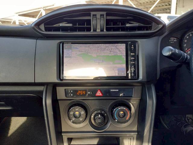 ８６ Ｇ　Ｓｔｒａｄａ製ナビ／フルセグテレビ／Ｂｌｕｅｔｏｏｔｈ／ＣＤ／ＤＶＤ／キーレスキー／エアコン／純正１６インチアルミ／ＨＩＤヘッドライト／二年車検整備付／ＥＴＣ（33枚目）