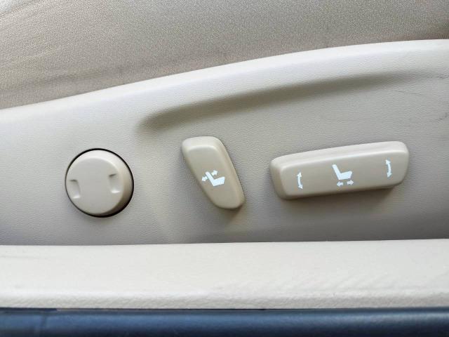 マークＸ ２５０Ｇ　リラックスセレクション　純正ナビ／バックカメラ／コーナーセンサー／キーレス／スマートキー／プッシュスタート／ＨＩＤオートライト／パワーシート／純正アルミホイール／ＥＴＣ／デュアルエアコン（56枚目）