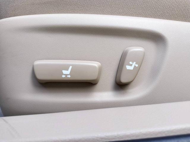 マークＸ ２５０Ｇ　リラックスセレクション　純正ナビ／バックカメラ／コーナーセンサー／キーレス／スマートキー／プッシュスタート／ＨＩＤオートライト／パワーシート／純正アルミホイール／ＥＴＣ／デュアルエアコン（58枚目）