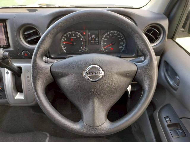 NV350キャラバンバン スーパーロングワイドDX 低床/6人乗/ハイルーフ/キーレスキー/ETC/社外ナビ/エアコン/テレビ/Bluetooth接続/CD/DVD/積載量1000kg/一年車検整備付/スペアタイヤ(32枚目)