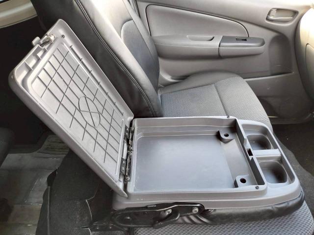 NV350キャラバンバン スーパーロングワイドDX 低床/6人乗/ハイルーフ/キーレスキー/ETC/社外ナビ/エアコン/テレビ/Bluetooth接続/CD/DVD/積載量1000kg/一年車検整備付/スペアタイヤ(52枚目)