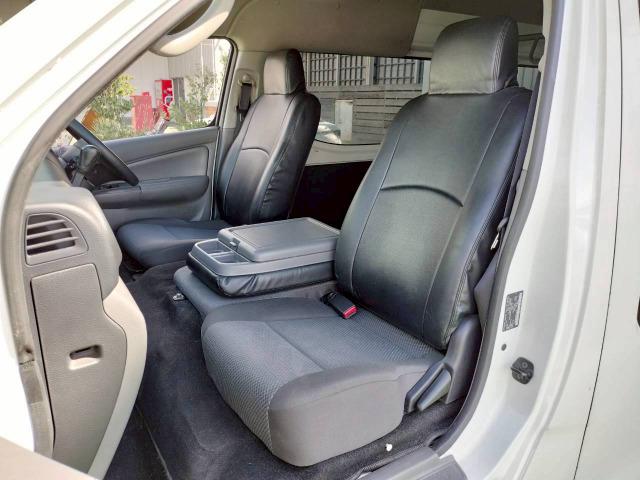 NV350キャラバンバン スーパーロングワイドDX 低床/6人乗/ハイルーフ/キーレスキー/ETC/社外ナビ/エアコン/テレビ/Bluetooth接続/CD/DVD/積載量1000kg/一年車検整備付/スペアタイヤ(56枚目)