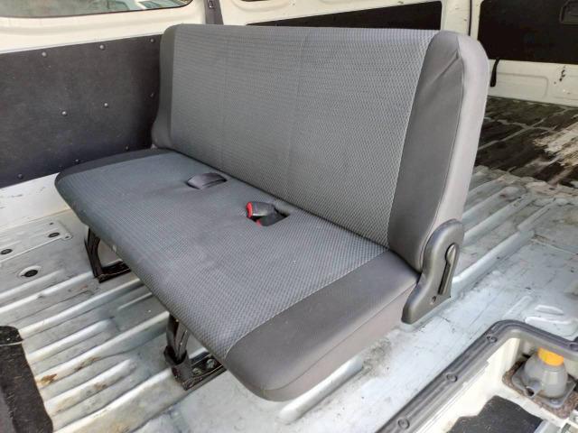 NV350キャラバンバン スーパーロングワイドDX 低床/6人乗/ハイルーフ/キーレスキー/ETC/社外ナビ/エアコン/テレビ/Bluetooth接続/CD/DVD/積載量1000kg/一年車検整備付/スペアタイヤ(58枚目)