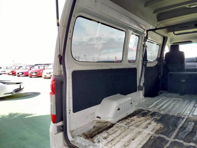 NV350キャラバンバン スーパーロングワイドDX 低床/6人乗/ハイルーフ/キーレスキー/ETC/社外ナビ/エアコン/テレビ/Bluetooth接続/CD/DVD/積載量1000kg/一年車検整備付/スペアタイヤ(62枚目)