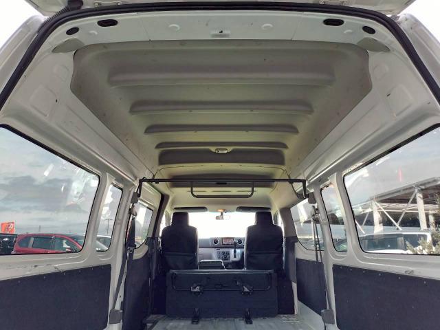 NV350キャラバンバン スーパーロングワイドDX 低床/6人乗/ハイルーフ/キーレスキー/ETC/社外ナビ/エアコン/テレビ/Bluetooth接続/CD/DVD/積載量1000kg/一年車検整備付/スペアタイヤ(67枚目)