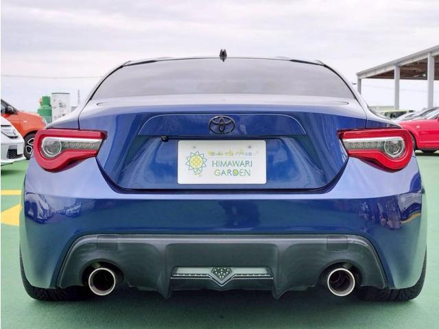 ８６ Ｇ　ＲＥＣＡＲＯシート／ＷＯＲＫ１８インチＡＷ／ＭＯＭＯステアリング／ＨＫＳマフラー／ＨＫＳ車高調／ボンネットブラック／Ｓｔｒａｄａナビ／キーレスキー／エアコン／レカロ／二年車検整備付／ＥＴＣ（11枚目）