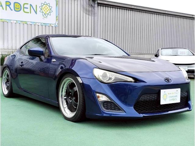 ８６ Ｇ　ＲＥＣＡＲＯシート／ＷＯＲＫ１８インチＡＷ／ＭＯＭＯステアリング／ＨＫＳマフラー／ＨＫＳ車高調／ボンネットブラック／Ｓｔｒａｄａナビ／キーレスキー／エアコン／レカロ／二年車検整備付／ＥＴＣ（14枚目）