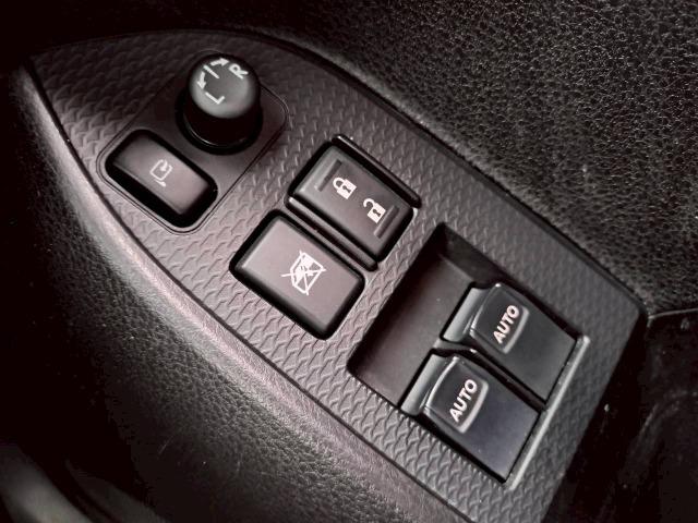 ８６ Ｇ　ＲＥＣＡＲＯシート／ＷＯＲＫ１８インチＡＷ／ＭＯＭＯステアリング／ＨＫＳマフラー／ＨＫＳ車高調／ボンネットブラック／Ｓｔｒａｄａナビ／キーレスキー／エアコン／レカロ／二年車検整備付／ＥＴＣ（45枚目）