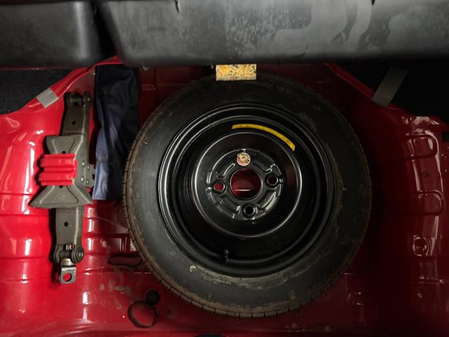 ツイン ガソリンＢ　２人乗り車両／キーレス／ＥＴＣ／ガラスハッチ／ＡＢＳ／Ｗエアバッグ／パワーウインドウ／集中ドアロック／マニュアエアコン／ワイパー／車検満了令和８年１０月（49枚目）