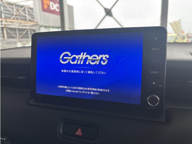 ヴェゼル e:HEV Z ホンダセンシング/純正Gathersナビ/パワーゲート/シートヒーター/コーナーセンサー/パドルシフト/ETC/スマートキー/純正18インチアルミ/テレビ/LEDヘッドライト/ステアリングヒーター(9枚目)