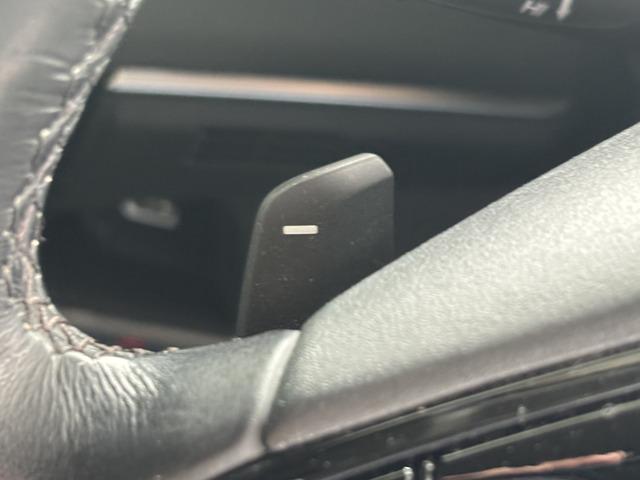 ヴェゼル e:HEV Z ホンダセンシング/純正Gathersナビ/パワーゲート/シートヒーター/コーナーセンサー/パドルシフト/ETC/スマートキー/純正18インチアルミ/テレビ/LEDヘッドライト/ステアリングヒーター(30枚目)