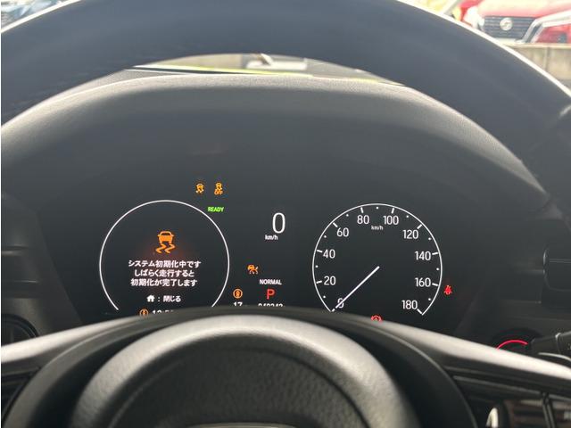 ヴェゼル e:HEV Z ホンダセンシング/純正Gathersナビ/パワーゲート/シートヒーター/コーナーセンサー/パドルシフト/ETC/スマートキー/純正18インチアルミ/テレビ/LEDヘッドライト/ステアリングヒーター(34枚目)