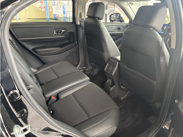 ヴェゼル e:HEV Z ホンダセンシング/純正Gathersナビ/パワーゲート/シートヒーター/コーナーセンサー/パドルシフト/ETC/スマートキー/純正18インチアルミ/テレビ/LEDヘッドライト/ステアリングヒーター(64枚目)