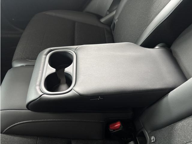 ヴェゼル e:HEV Z ホンダセンシング/純正Gathersナビ/パワーゲート/シートヒーター/コーナーセンサー/パドルシフト/ETC/スマートキー/純正18インチアルミ/テレビ/LEDヘッドライト/ステアリングヒーター(68枚目)