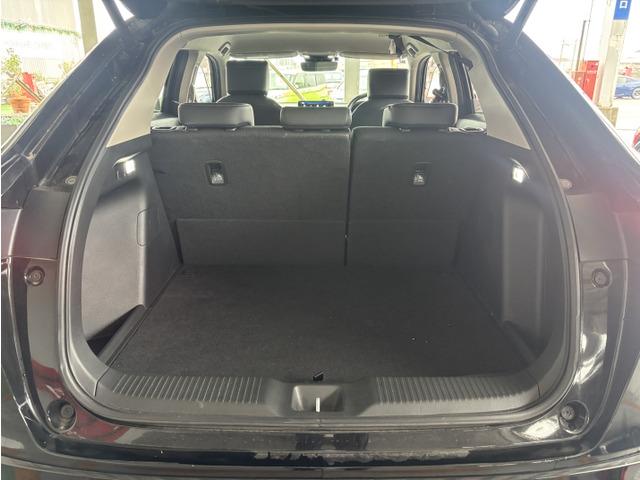 ヴェゼル e:HEV Z ホンダセンシング/純正Gathersナビ/パワーゲート/シートヒーター/コーナーセンサー/パドルシフト/ETC/スマートキー/純正18インチアルミ/テレビ/LEDヘッドライト/ステアリングヒーター(69枚目)