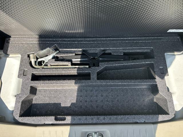 タント Ｘリミテッド　カロッツェリアナビ／ワンセグテレビ／パワースライドドア／スマートキー／オートエアコン／ＣＤ／ＤＶＤ／車検満了令和９年１月／リアオーバーヘッドコンソール（69枚目）