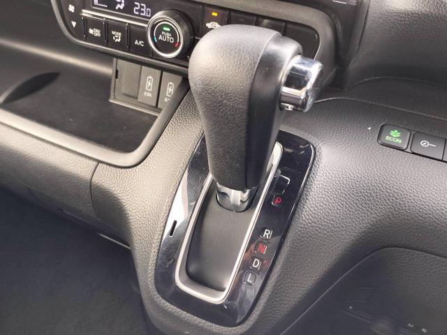 Ｎ－ＢＯＸカスタム Ｇ・Ｌホンダセンシング　パワースライドドア／社外ナビ／バックカメラ／テレビ／Ｂｌｕｅｔｏｏｔｈ／ＥＴＣ／スマートキー／純正アルミ／オートエアコン／ＬＥＤヘッドライト／オートライト／フォグランプ（51枚目）