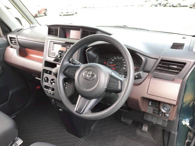 ルーミー X パワースライドドア/スマートキー/CDチューナー/ラジオ/AUX/エアコン/アイドリングストップ/オートライト/シートアレンジ/手すり/パワーウインドウ(42枚目)