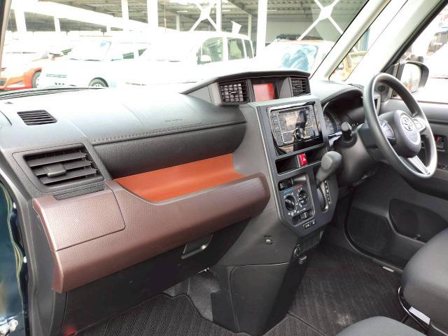 ルーミー X パワースライドドア/スマートキー/CDチューナー/ラジオ/AUX/エアコン/アイドリングストップ/オートライト/シートアレンジ/手すり/パワーウインドウ(43枚目)