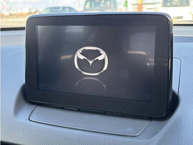 デミオ 13S SCBS/BSM/マツダコネクトナビ/スマートキー/フルセグテレビ/Bluetooth/オートライト/LEDヘッドライト/シートヒーター/ミッションモード付/オートエアコン/ワンオーナー(8枚目)