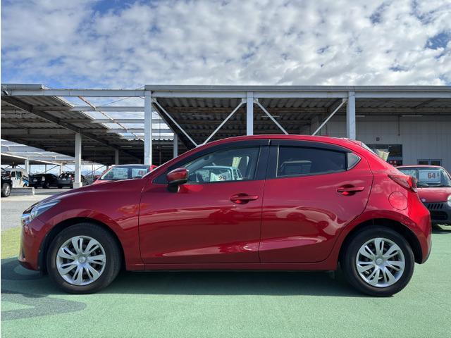 デミオ 13S SCBS/BSM/マツダコネクトナビ/スマートキー/フルセグテレビ/Bluetooth/オートライト/LEDヘッドライト/シートヒーター/ミッションモード付/オートエアコン/ワンオーナー(12枚目)