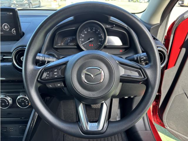 デミオ 13S SCBS/BSM/マツダコネクトナビ/スマートキー/フルセグテレビ/Bluetooth/オートライト/LEDヘッドライト/シートヒーター/ミッションモード付/オートエアコン/ワンオーナー(27枚目)