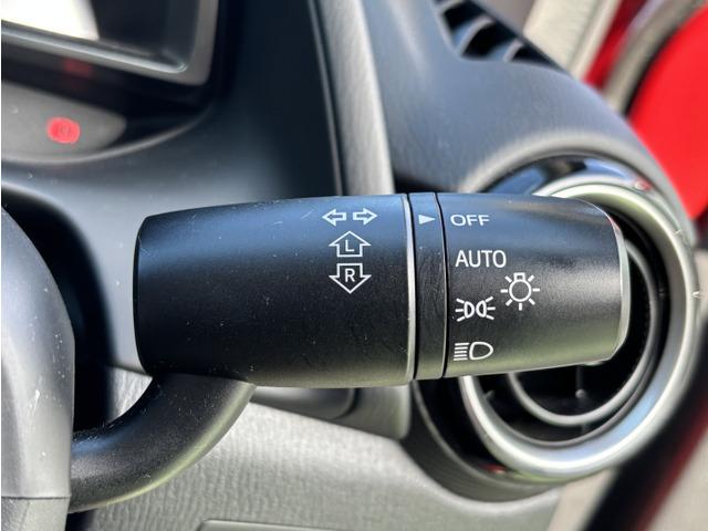 デミオ 13S SCBS/BSM/マツダコネクトナビ/スマートキー/フルセグテレビ/Bluetooth/オートライト/LEDヘッドライト/シートヒーター/ミッションモード付/オートエアコン/ワンオーナー(30枚目)