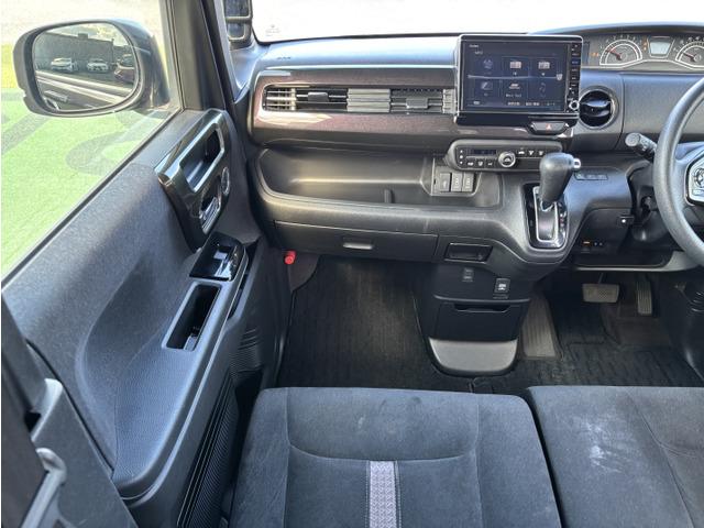 N-BOXカスタム G・Lホンダセンシング 両側電動スライドドア/純正Gathers8型ナビ/バックカメラ/スマートキー/フルセグテレビ/LEDヘッドライト/オートライト/ETC/Bluetooth/ボンネット・ルーフ ラプター塗装(24枚目)