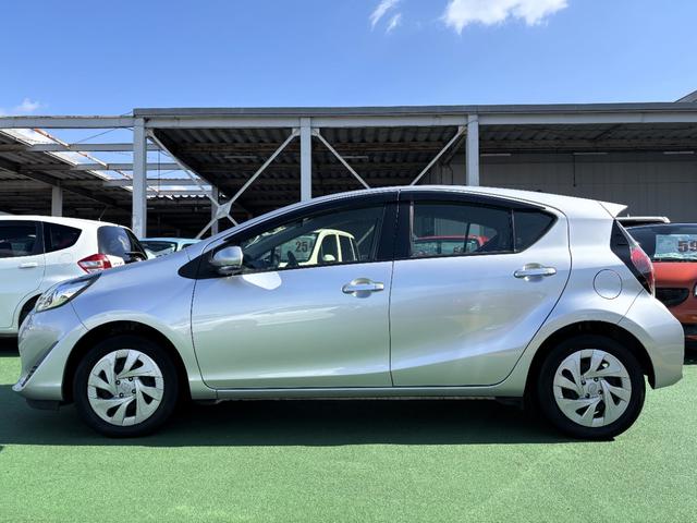 アクア L トヨタセーフティセンス/純正ナビ/バックカメラ/TV/キーレス/ETC/オートハイビーム/Bluetooth接続/電格ミラー/パワーウィンドウ/DVD再生/パワーステアリング(18枚目)