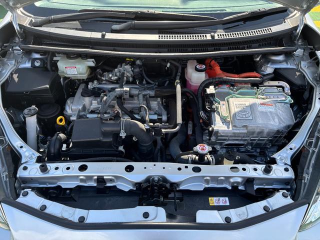 アクア L トヨタセーフティセンス/純正ナビ/バックカメラ/TV/キーレス/ETC/オートハイビーム/Bluetooth接続/電格ミラー/パワーウィンドウ/DVD再生/パワーステアリング(67枚目)