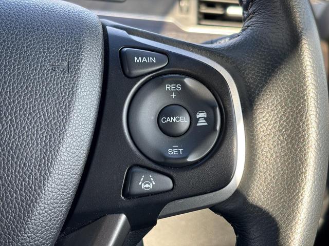 フリード+ハイブリッド ハイブリッドEX ホンダセンシング/両側パワースライドドア/純正ナビ/バックカメラ/シートヒーター/ETC/LEDヘッドライト/フルセグTV/キーレス/スマートキー/プッシュスタート/アダクティブクルーズコントロール(8枚目)