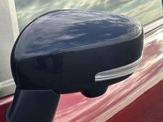 フロンクス ベースグレード　スズキセーフティサポート／純正９インチナビ／全方位カメラ／パドルシフト／ＬＥＤヘッドライト／ハーフレザーシート／ワイヤレス充電器付き／Ｆ席シートヒーター／純正ＡＷ／プッシュスタート／スマートキー（21枚目）