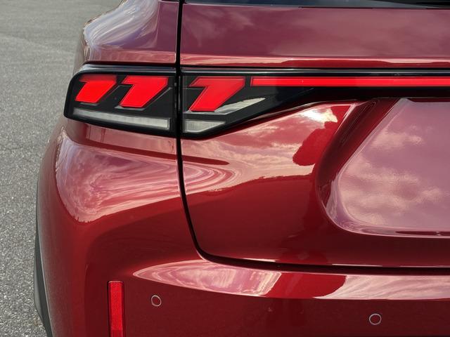 フロンクス ベースグレード　スズキセーフティサポート／純正９インチナビ／全方位カメラ／パドルシフト／ＬＥＤヘッドライト／ハーフレザーシート／ワイヤレス充電器付き／Ｆ席シートヒーター／純正ＡＷ／プッシュスタート／スマートキー（23枚目）