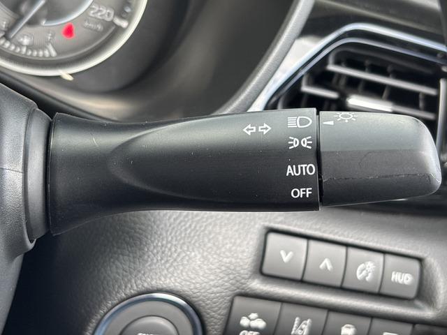 フロンクス ベースグレード　スズキセーフティサポート／純正９インチナビ／全方位カメラ／パドルシフト／ＬＥＤヘッドライト／ハーフレザーシート／ワイヤレス充電器付き／Ｆ席シートヒーター／純正ＡＷ／プッシュスタート／スマートキー（35枚目）