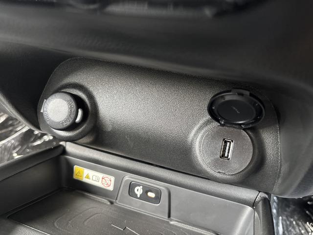 フロンクス ベースグレード　スズキセーフティサポート／純正９インチナビ／全方位カメラ／パドルシフト／ＬＥＤヘッドライト／ハーフレザーシート／ワイヤレス充電器付き／Ｆ席シートヒーター／純正ＡＷ／プッシュスタート／スマートキー（43枚目）