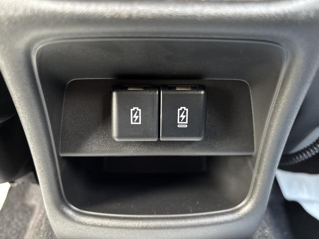 フロンクス ベースグレード　スズキセーフティサポート／純正９インチナビ／全方位カメラ／パドルシフト／ＬＥＤヘッドライト／ハーフレザーシート／ワイヤレス充電器付き／Ｆ席シートヒーター／純正ＡＷ／プッシュスタート／スマートキー（63枚目）