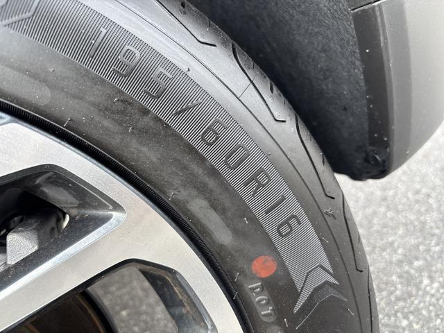 フロンクス ベースグレード　スズキセーフティサポート／純正９インチナビ／全方位カメラ／パドルシフト／ＬＥＤヘッドライト／ハーフレザーシート／ワイヤレス充電器付き／Ｆ席シートヒーター／純正ＡＷ／プッシュスタート／スマートキー（71枚目）