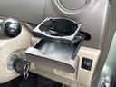 スローパー　車イス固定装置／キーレスキー／ＣＤステレオ／電格ミラー／パワーウィンドウ／エアコン／スローパー／スロープ／福祉車両／手すり／コラムシフト（36枚目）