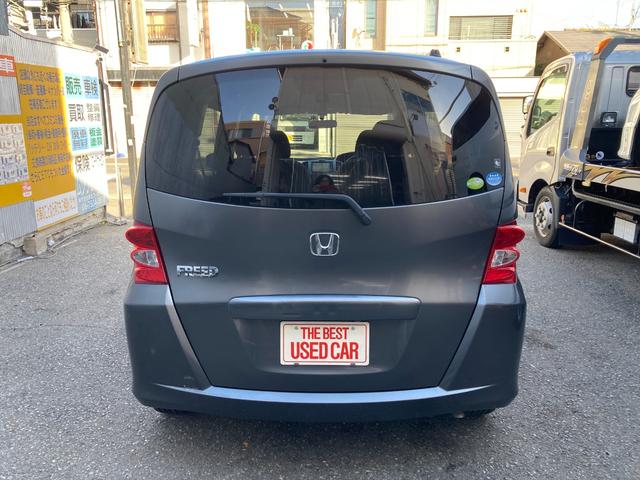 フリード Ｇ　ハイウェイエディション　タイヤ４本新品　フリップダウンモニター　ナビ　バックカメラ　ＥＴＣ　前後ドライブレコーダー　キーレス　片側パワースライドドア　７人乗り（12枚目）