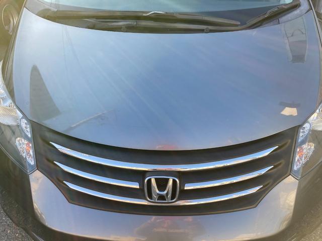 フリード Ｇ　ハイウェイエディション　タイヤ４本新品　フリップダウンモニター　ナビ　バックカメラ　ＥＴＣ　前後ドライブレコーダー　キーレス　片側パワースライドドア　７人乗り（17枚目）