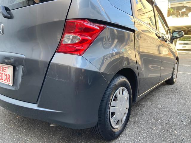 フリード Ｇ　ハイウェイエディション　タイヤ４本新品　フリップダウンモニター　ナビ　バックカメラ　ＥＴＣ　前後ドライブレコーダー　キーレス　片側パワースライドドア　７人乗り（29枚目）