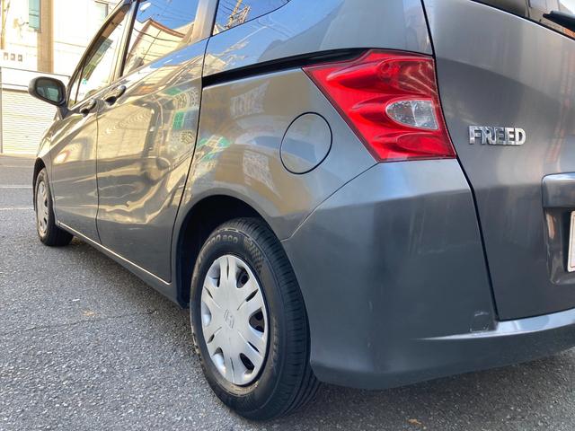 フリード Ｇ　ハイウェイエディション　タイヤ４本新品　フリップダウンモニター　ナビ　バックカメラ　ＥＴＣ　前後ドライブレコーダー　キーレス　片側パワースライドドア　７人乗り（32枚目）