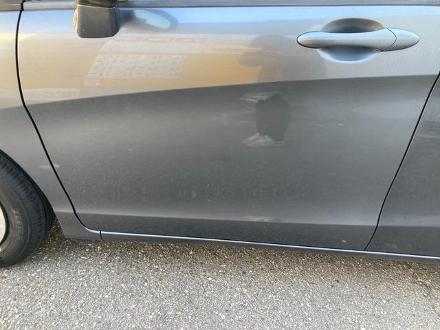 フリード Ｇ　ハイウェイエディション　タイヤ４本新品　フリップダウンモニター　ナビ　バックカメラ　ＥＴＣ　前後ドライブレコーダー　キーレス　片側パワースライドドア　７人乗り（35枚目）