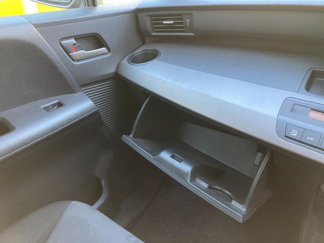 フリード Ｇ　ハイウェイエディション　タイヤ４本新品　フリップダウンモニター　ナビ　バックカメラ　ＥＴＣ　前後ドライブレコーダー　キーレス　片側パワースライドドア　７人乗り（44枚目）