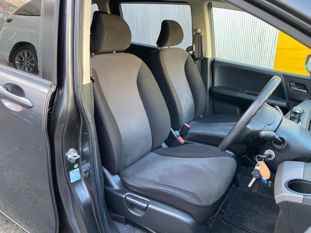 フリード Ｇ　ハイウェイエディション　タイヤ４本新品　フリップダウンモニター　ナビ　バックカメラ　ＥＴＣ　前後ドライブレコーダー　キーレス　片側パワースライドドア　７人乗り（45枚目）