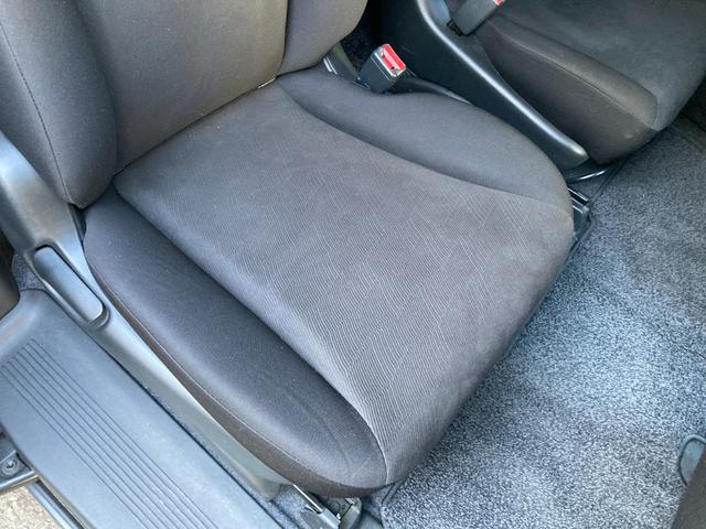 フリード Ｇ　ハイウェイエディション　タイヤ４本新品　フリップダウンモニター　ナビ　バックカメラ　ＥＴＣ　前後ドライブレコーダー　キーレス　片側パワースライドドア　７人乗り（52枚目）