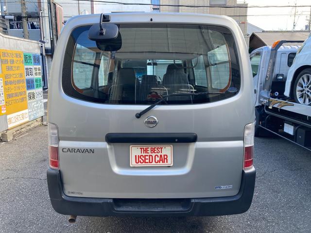 キャラバン 　８人乗り　タイヤ４本新品　ヘッドライト新品交換済（令和６年）　ナビ　ＴＶ　ＥＴＣ　運転席パワーウインドウ（11枚目）