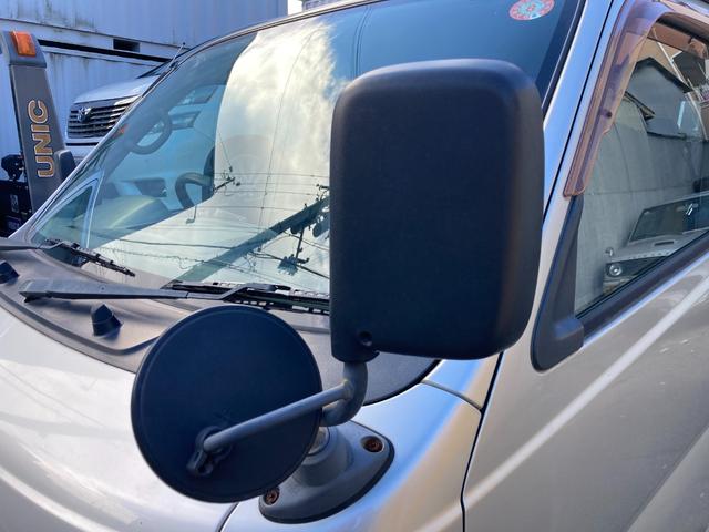 キャラバン 　８人乗り　タイヤ４本新品　ヘッドライト新品交換済（令和６年）　ナビ　ＴＶ　ＥＴＣ　運転席パワーウインドウ（16枚目）